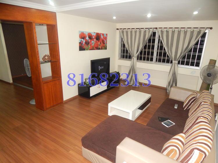 Pasir Ris Street 71 thumbnail photo